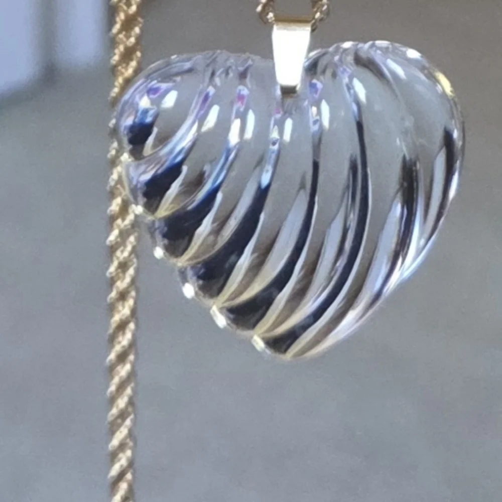 Giorgio Baccarat Vintage Clear Crystal Ribbed Heart Pendant w/Gold Tone Necklace - Picture 1 of 10